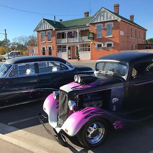 Railton Hotel - Heritage Pub Accommodation
